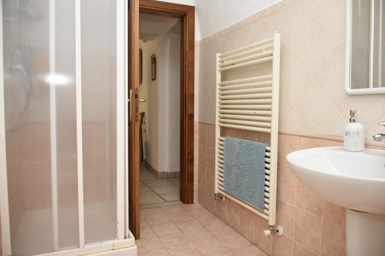 Casa Vacanze E Brevi Periodi Alla Porta Etrusca La Panchina Al Sole Volterra Ngoại thất bức ảnh