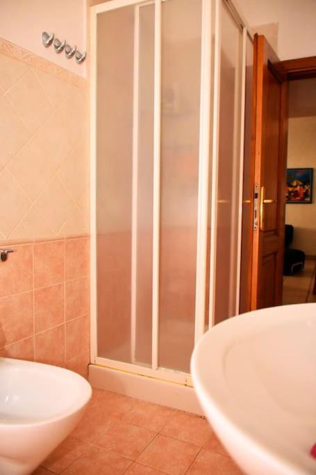 Casa Vacanze E Brevi Periodi Alla Porta Etrusca La Panchina Al Sole Volterra Ngoại thất bức ảnh
